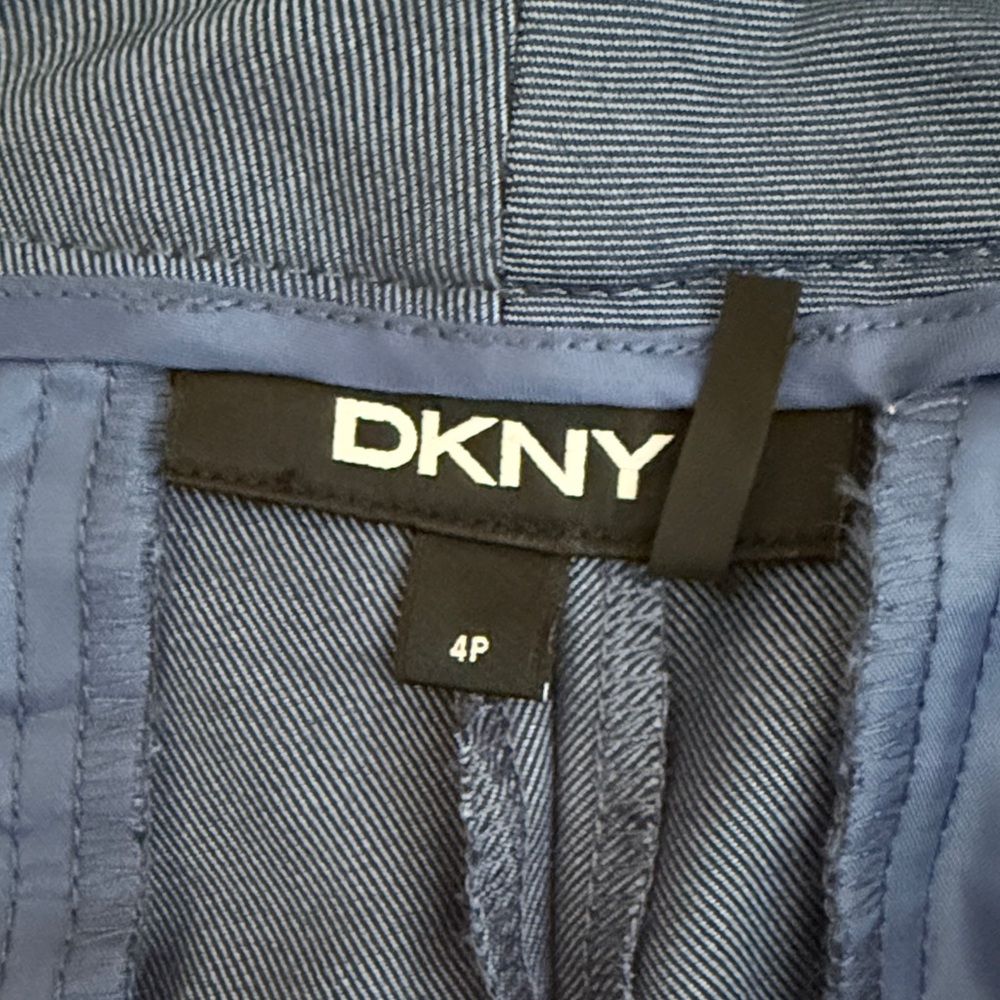 ✨ DKNY Women's Classic Blue Trousers Tailored Fit - Picture 3 of 9